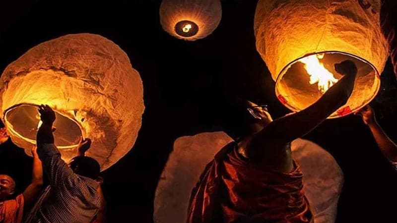 Buddhists observe Prabarana Purnima today
