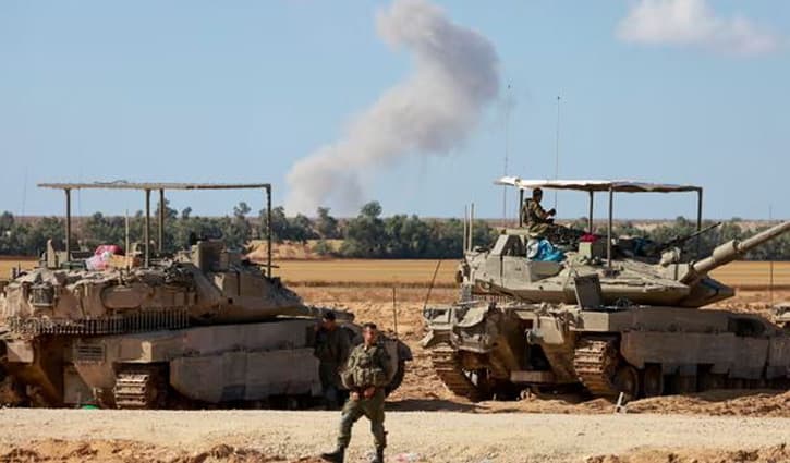 Israeli army takes control of Rafah crossing in Gaza