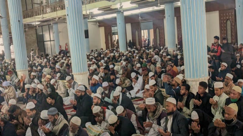 Special prayers held at Baitul Mokarram, mosques nationwide for Khaleda Zia