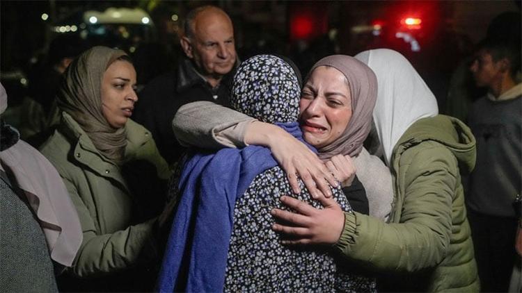 Israel releases 90 Palestinian in exchange for 3 hostages