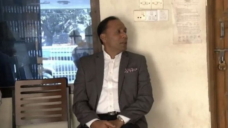 State Minister for Land finds office empty during surprise visit