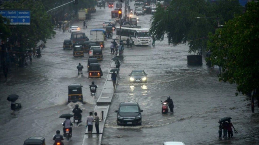 Heavy rains batter Mumbai, killing at least 4