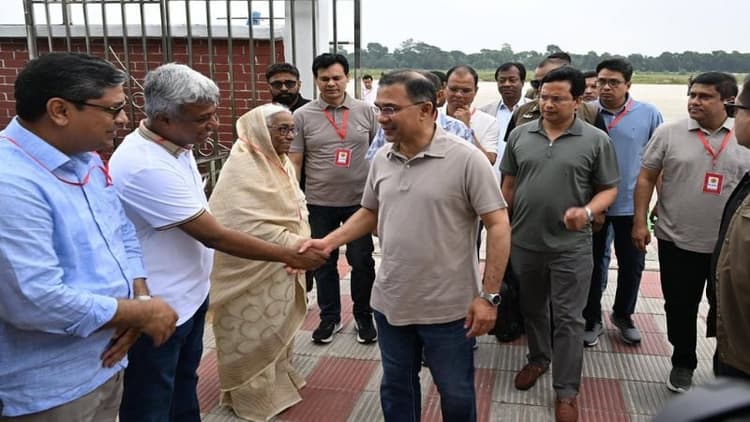 Prime Minister arrived in Jashore