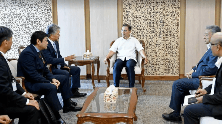 Japanese investment firm delegation meets PM
