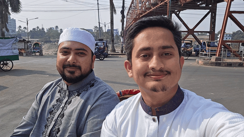 Nahid, Sarjis take rickshaw ride in Sylhet after Iftar event