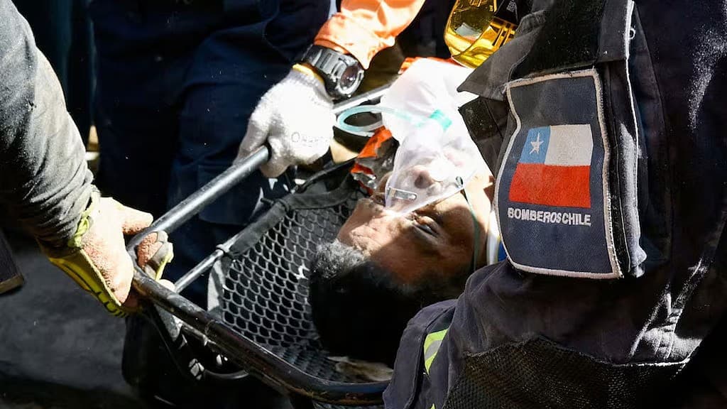 Trapped man rescued eight days after Venezuela earthquakes