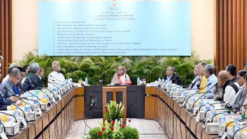 PM asks all concerned to prepare to face probable flood