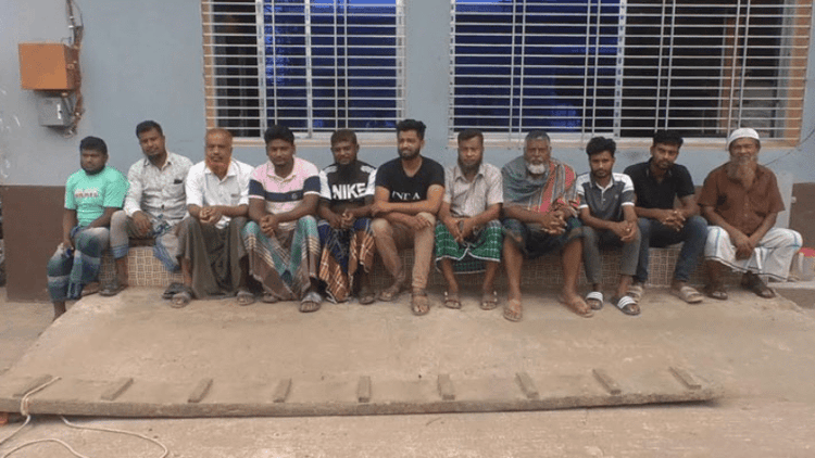 Fuel crisis pushes 12 factories in Bhola to brink of closure