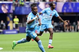 Lionel Mpasi Shines as DR Congo Lead England 1-0 at Half-Time