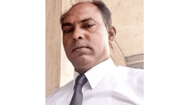 Lawyer attacked after arrest warrant issued against client