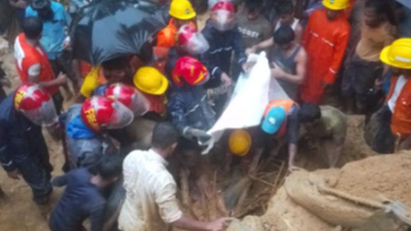 Landslide kills 2 in Ukhia Rohingya camp