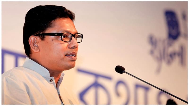 Will take action if smuggled mobiles used: Palak