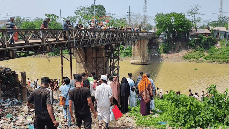 Woman dies after falling off bridge into river in Habiganj
