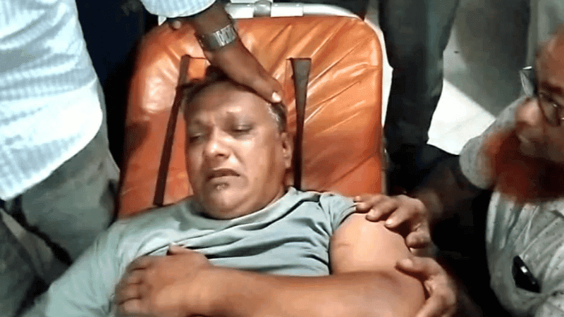 Attack on BNP leader in Kushtia, gunshots and cocktail explosions in front of his house