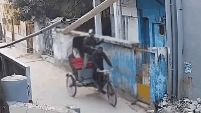 Hit by autorickshaw jacker, driver remains unconscious for two days