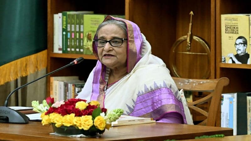 Stern action to be taken against arson attackers: PM