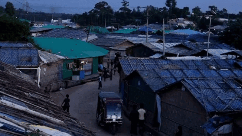 Five injured by lightning strike in Rohingya camp in Cox's Bazar