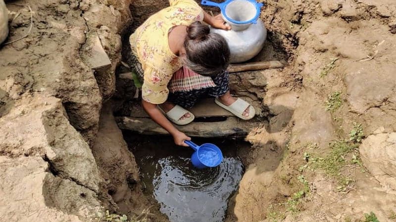 বান্দরবানের পাহাড়ে সুপেয় পানির তীব্র সংকট