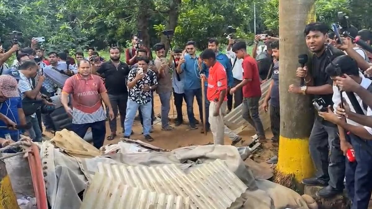 Rajib Shah's purported 'floating mosque' evicted from Suhrawardy Udyan