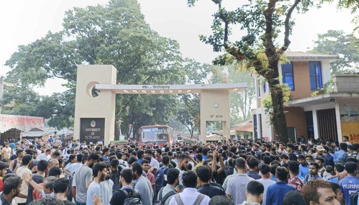 5 detained over attack on CU students