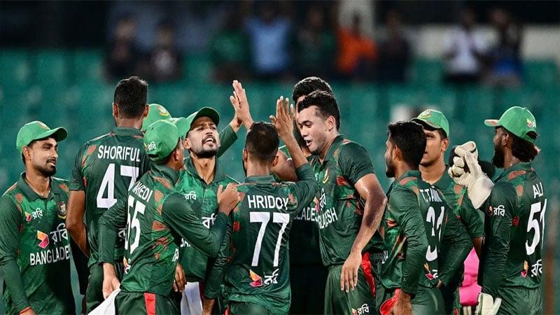 Bangladesh aim to clinch series today