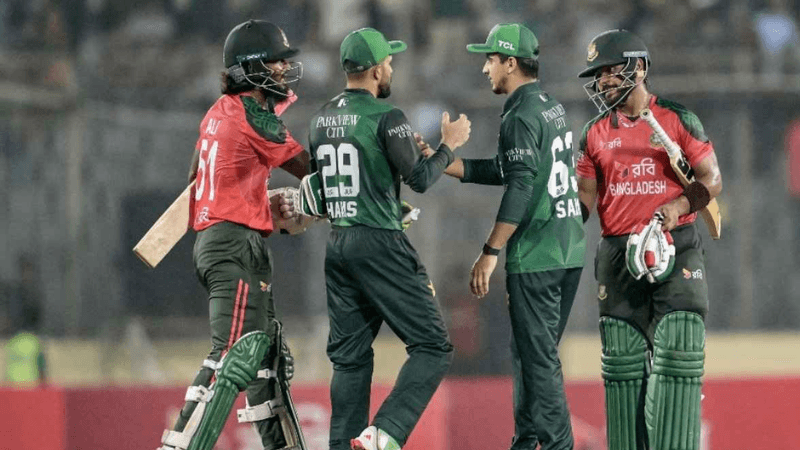 Bangladesh face Pakistan today in battle for final