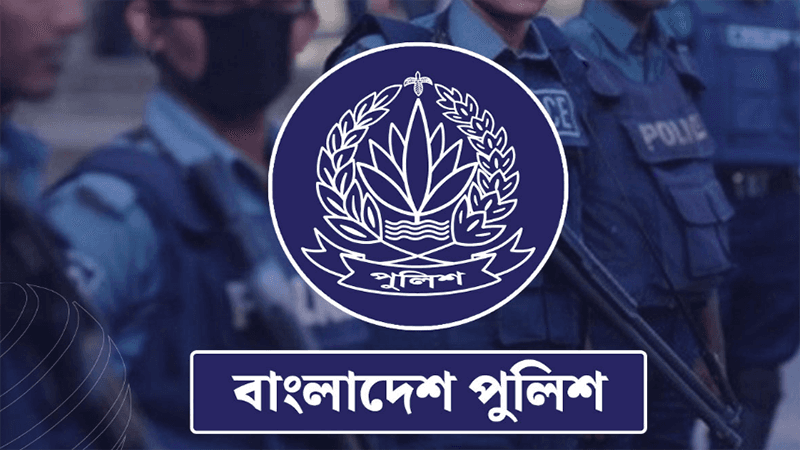 Transfer of 8 senior police officials