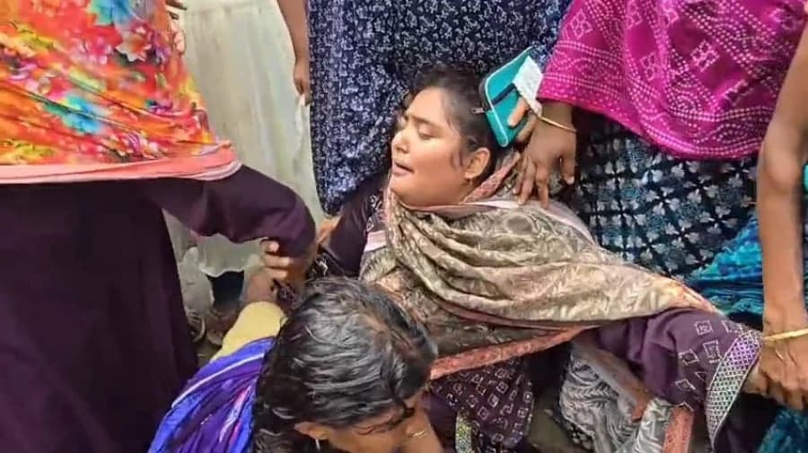 Bodies of mother and daughter recovered from house in Tangail
