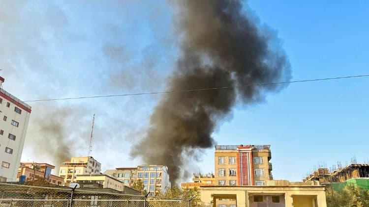 Afghanistan claims Pakistan killed 400 in Kabul hospital attack