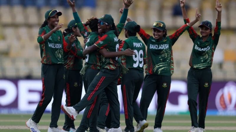 Bangladesh begin world cup with convincing Win over Pakistan
