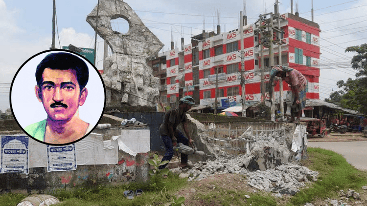 Bir Shrestha Hamidur Rahman sculpture being demolished in Jhenaidah