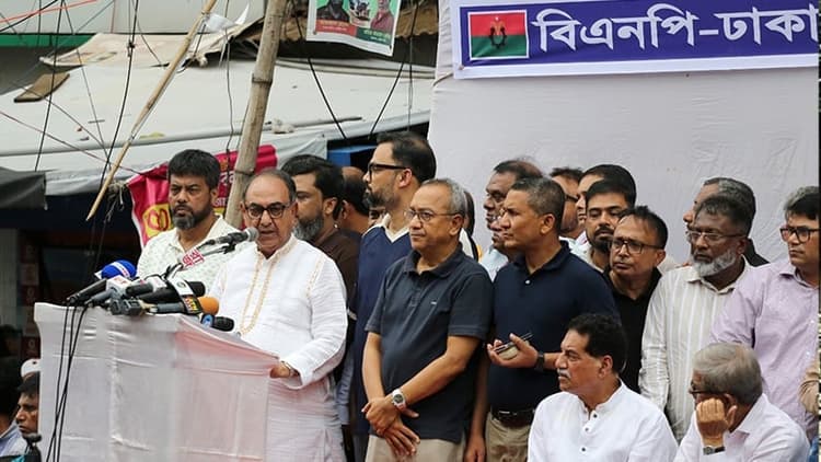 Mahin, held in Sohag murder, has been pictured with NCP leaders: Mirza Abbas