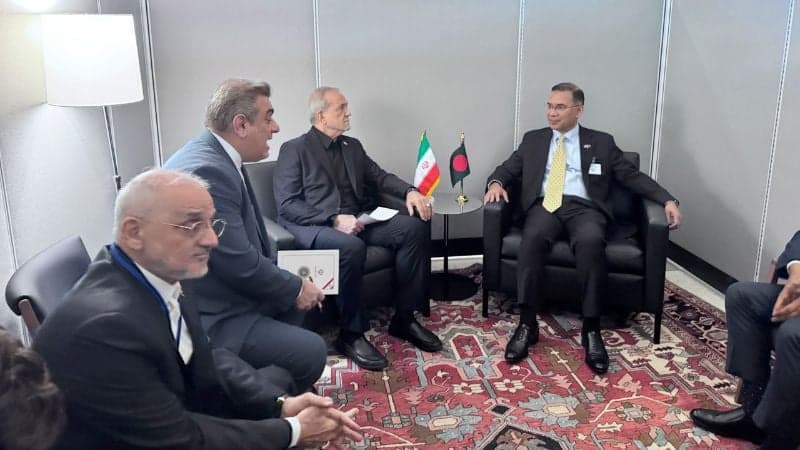 PM holds talks with Iranian President in New York