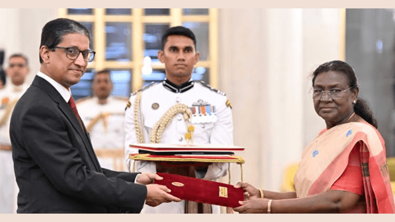Bangladesh High Commissioner Hamidullah presents credentials to Indian President