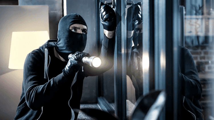 Housewife killed during robbery in Chandpur, another woman injured