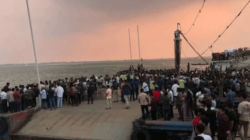 Bus submerged 30 feet deep, rescue efforts hampered by storm