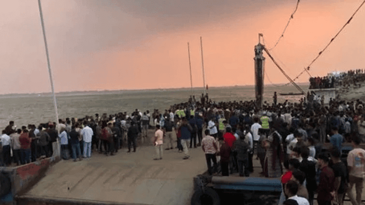 Bus submerged 30 feet deep, rescue efforts hampered by storm