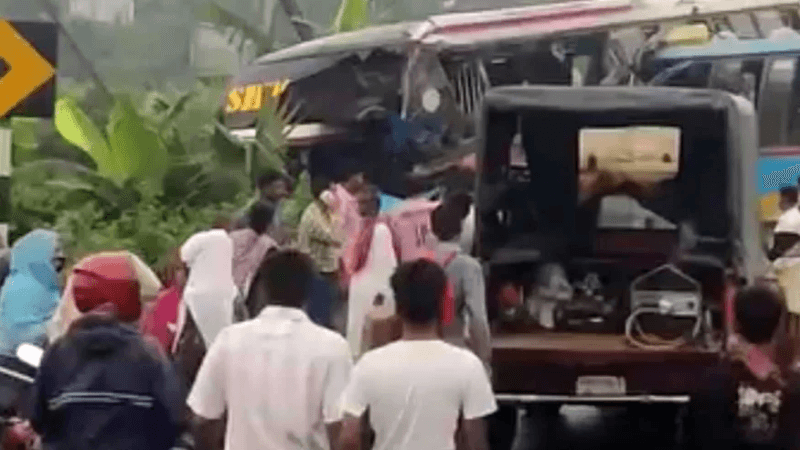 2 killed, 10 injured in head-on bus collision in Mymensingh
