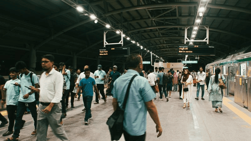Plan to extend night operating hours of Metrorail
