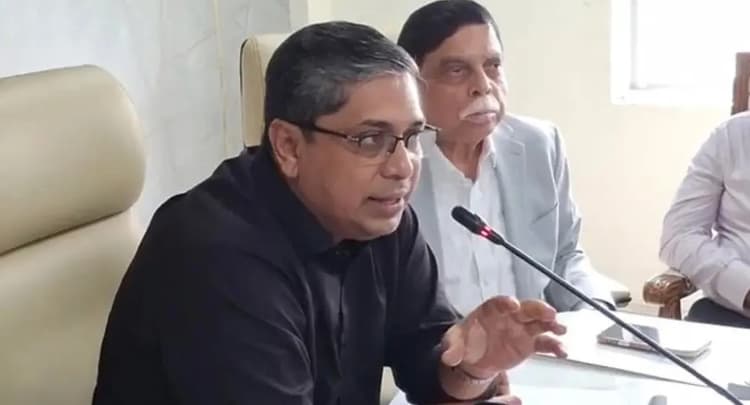 Auto rickshaws must use solar power for charging to qualify for registration: State Minister