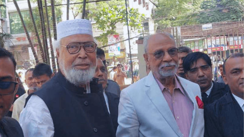 Latif Siddique appears in court with brother Kader Siddiqui