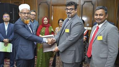 সিএমএসএমই উদ্যোক্তাদের প্রশিক্ষণে কেন্দ্রীয় ব্যাংকের সাথে প্রাইম ব্যাংকের চুক্তি স্বাক্ষর
