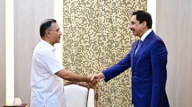 PM seeks DP World investment, interest in free trade zones and rail-based ICDs