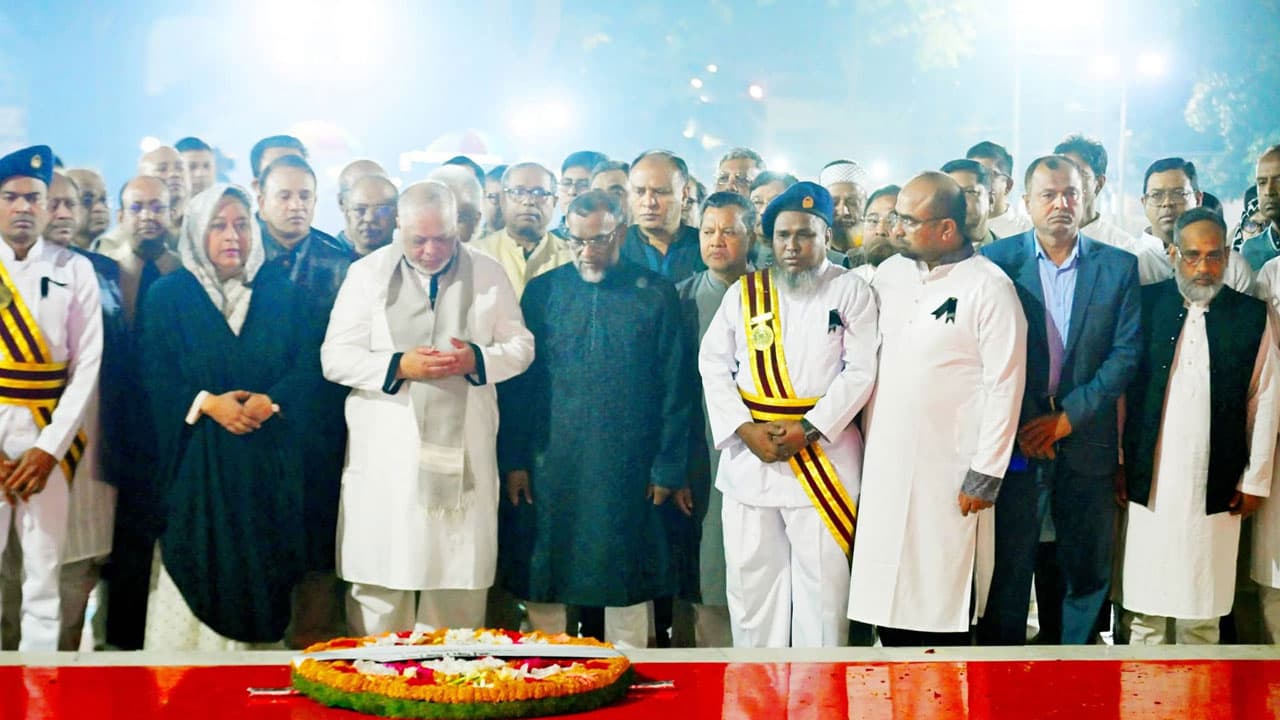 Chief Justice pays tribute to Language Movement Martyrs