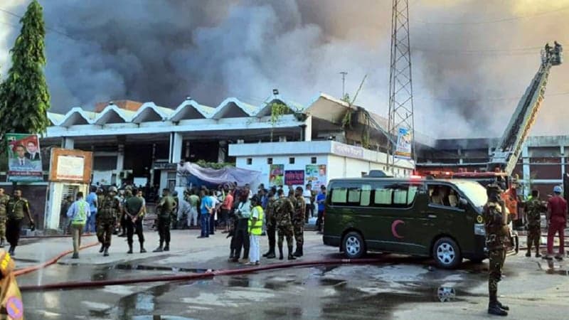 Armed forces join efforts to extinguish fire at Dhaka airport