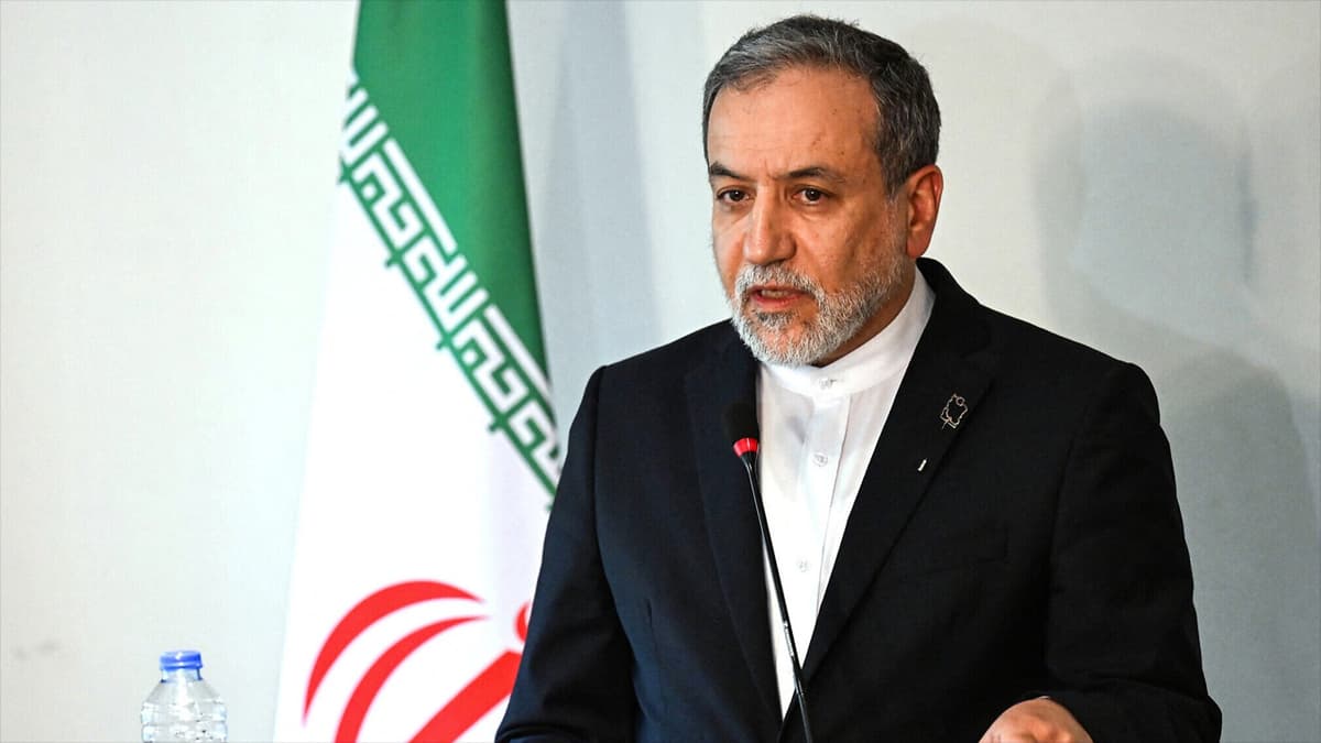 Iran is ready for war: Araghchi