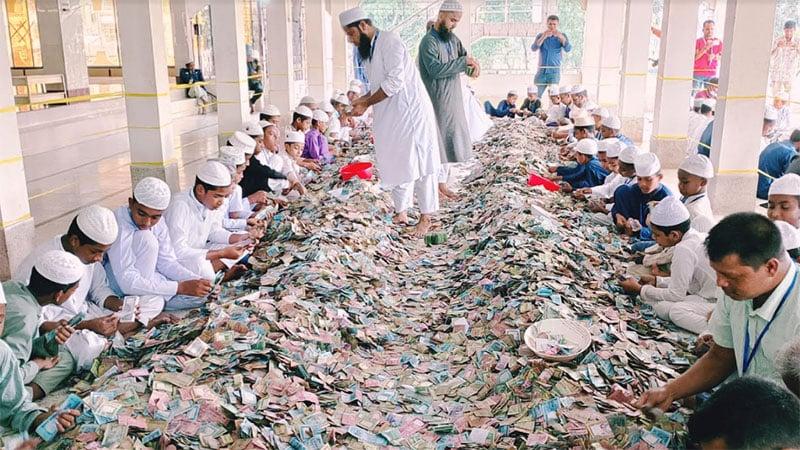 27 sacks of taka found in donation box of Pagla Mosque in Kishoreganj