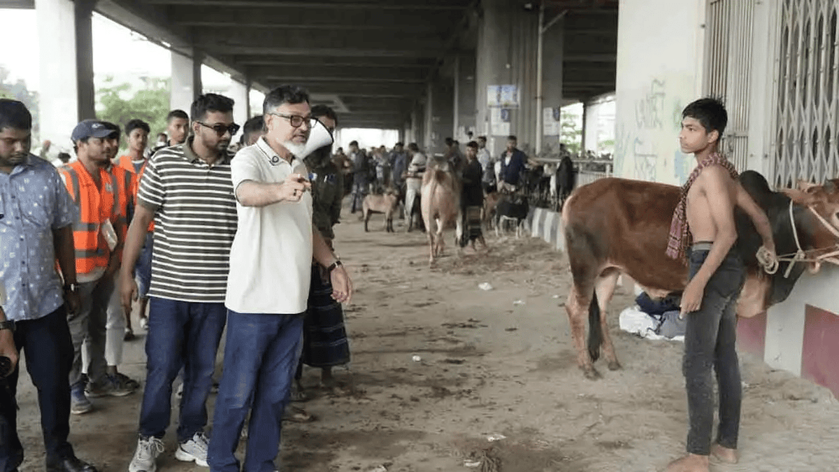 Police remove cattle market from under Uttara metro station