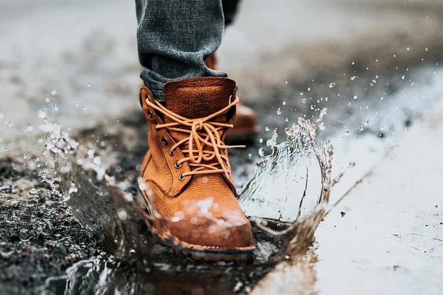 How to care for leather shoes in monsoon