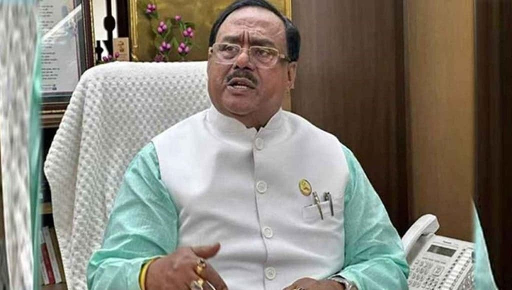 Former Food Minister Sadhan Chandra shown arrested in graft case